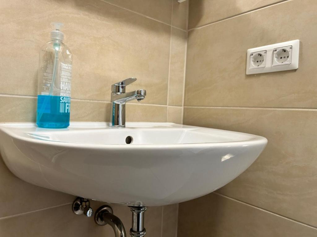 Prime Suites Near Schoenbrunn Castle Vienne Extérieur photo